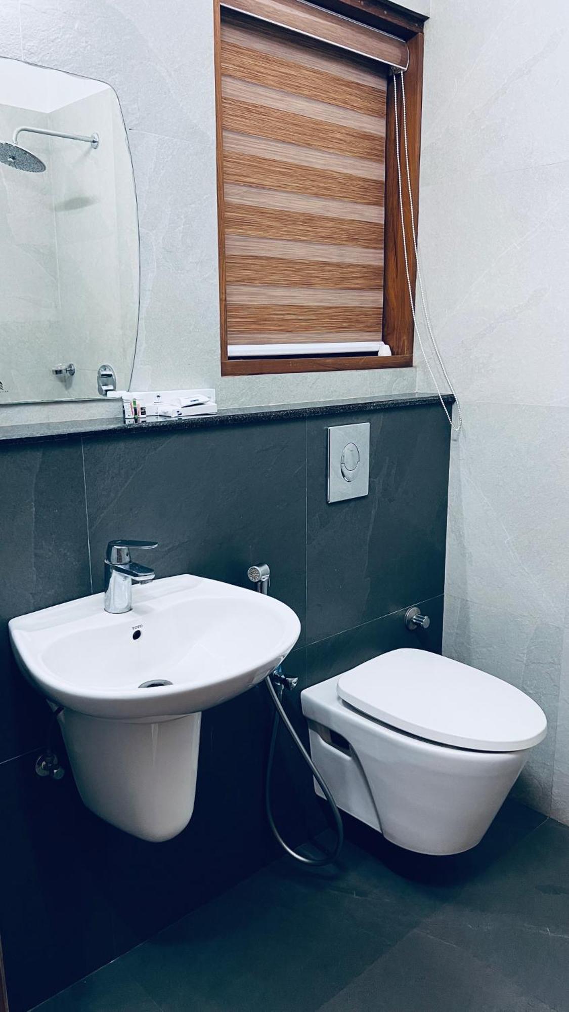 Waterfront By Palmyra Apartment Колам Екстериор снимка